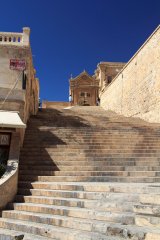 12-Stairs to Danaripamuk Camii